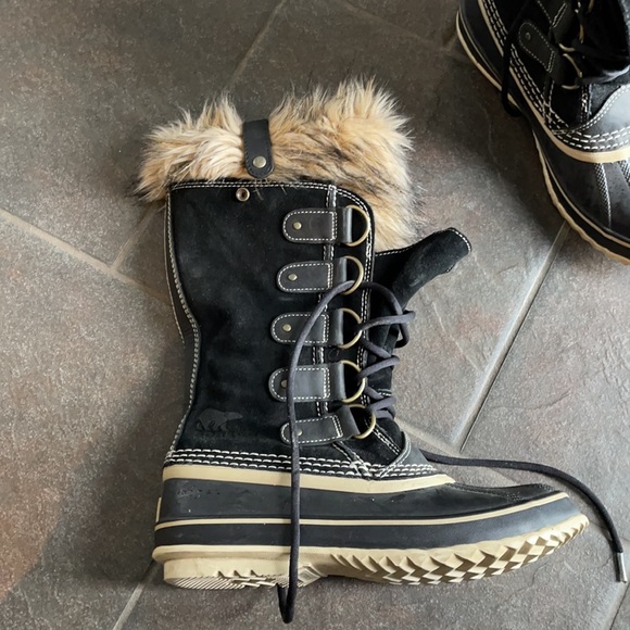 SOREL winter boots - Picture 2 of 4